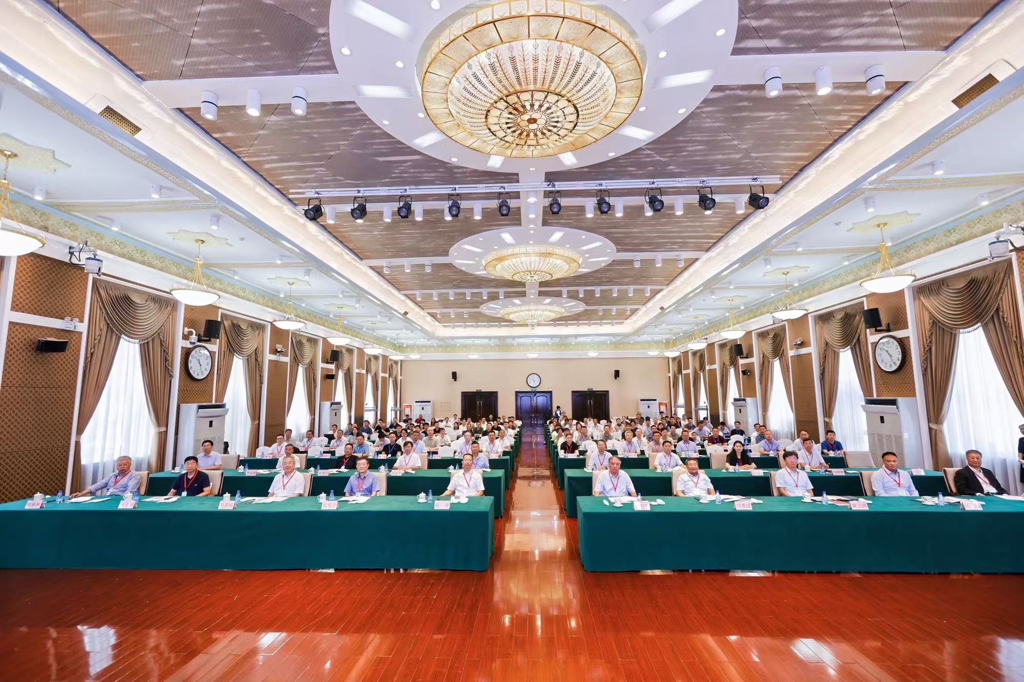 开云足球体育_开云足球(中国)展风采|深耕岩土前沿！苏州开云足球体育_开云足球(中国)低场核磁技术亮相第四届西北岩土力学大会